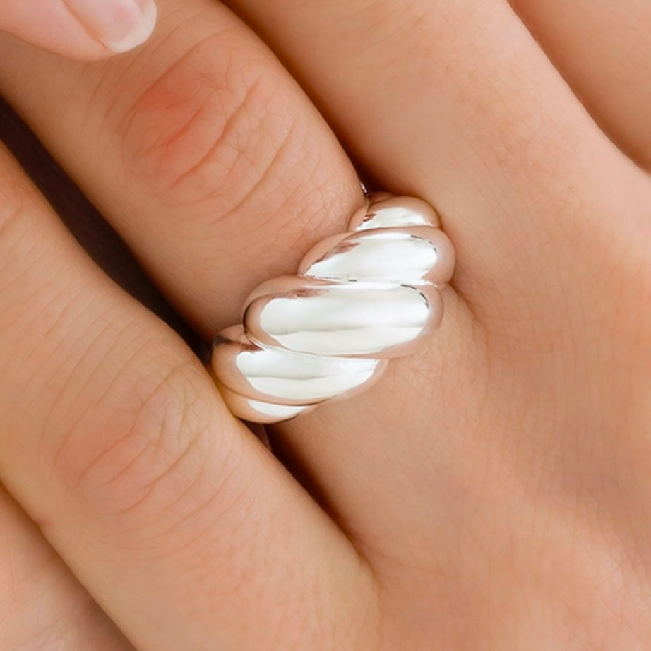 Gewölbter Ring Sterling Silber Premium Collection recycelt